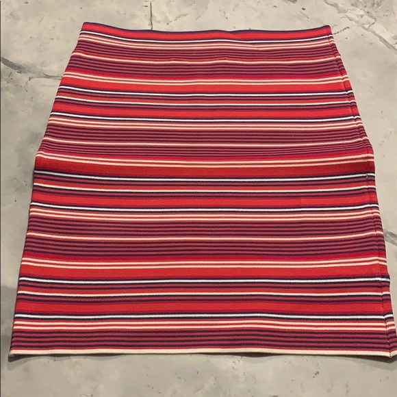 BCBG MAXAZRIA Bodycon Skirt - Picture 3 of 3